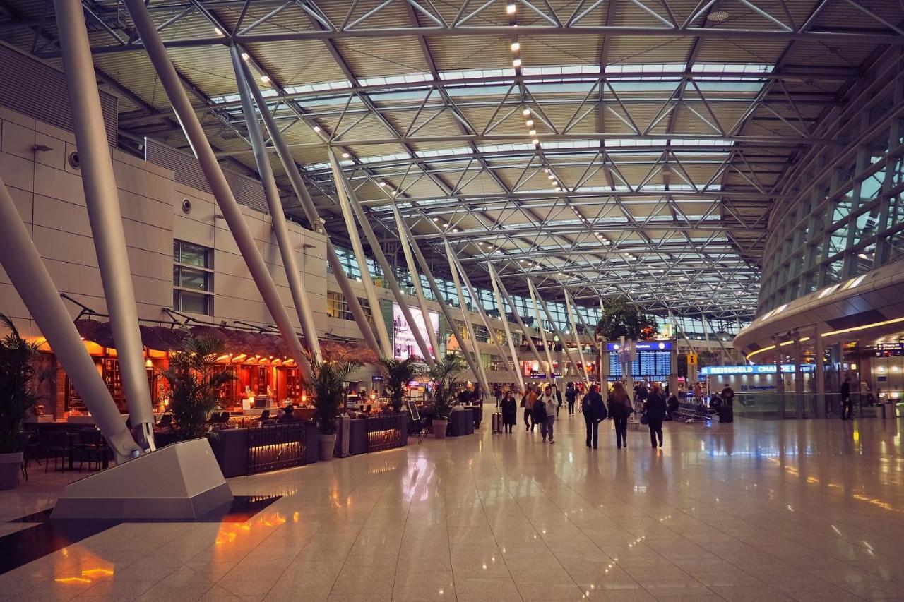 Hotel Red Velvet At Delhi Airport Νέο Δελχί Εξωτερικό φωτογραφία